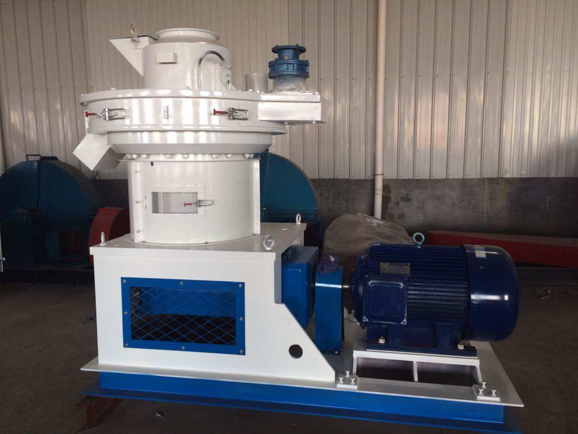 生物質(zhì)秸稈顆粒機減輕環(huán)境負(fù)擔(dān)， 幫助農(nóng)民致富！