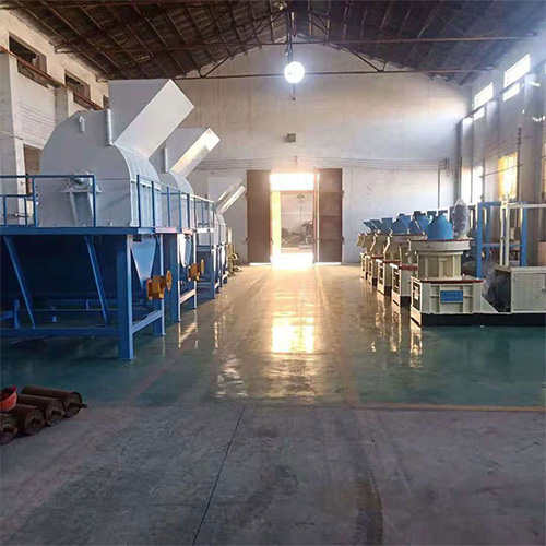 燃料顆粒的品質(zhì)、產(chǎn)量取決于木屑顆粒機(jī)的配置